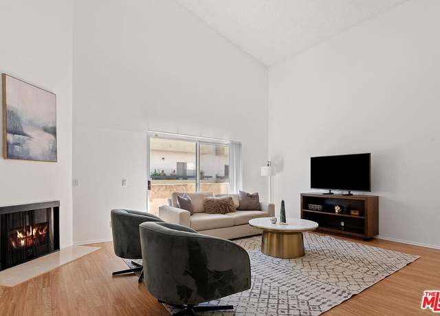 Property at 7005 Jordan Ave #215, Canoga Park, CA 91303, 2 beds, 3 baths