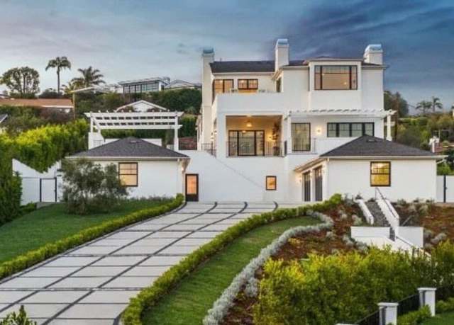 Property at 15975 Alcima Ave, Pacific Palisades, CA 90272