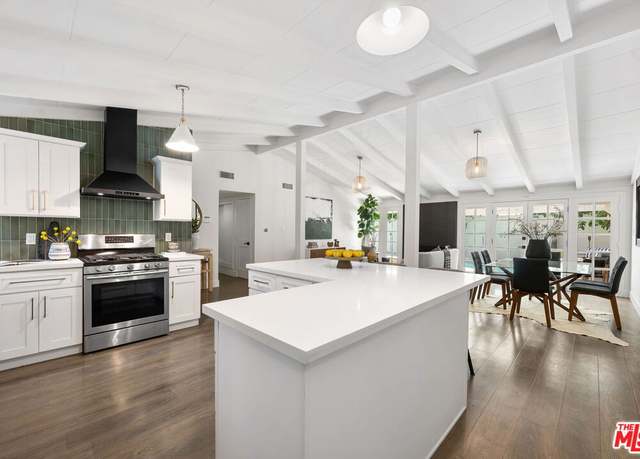 Property at 14300 Runnymede St, Van Nuys, CA 91405, 4 beds, 2 baths