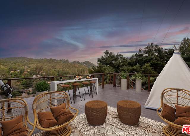 Property at 563 Canon View Trl, Topanga, CA 90290, 3 beds, 2.5 baths