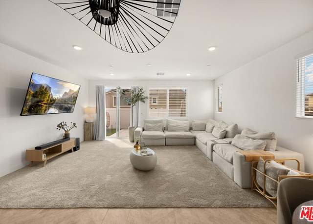 Property at 519 Tucker Ave, Rialto, CA 92377, 3 beds, 2 baths