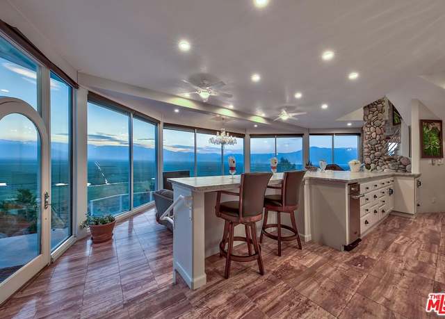 Property at 350 Aspen Ln, Bridgeport, CA 93517, 3 beds, 3.5 baths