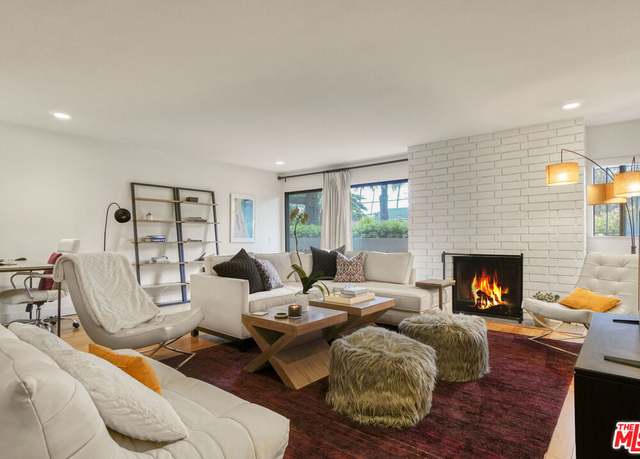 Property at 858 12th St #4, Santa Monica, CA 90403, 2 beds, 2 baths