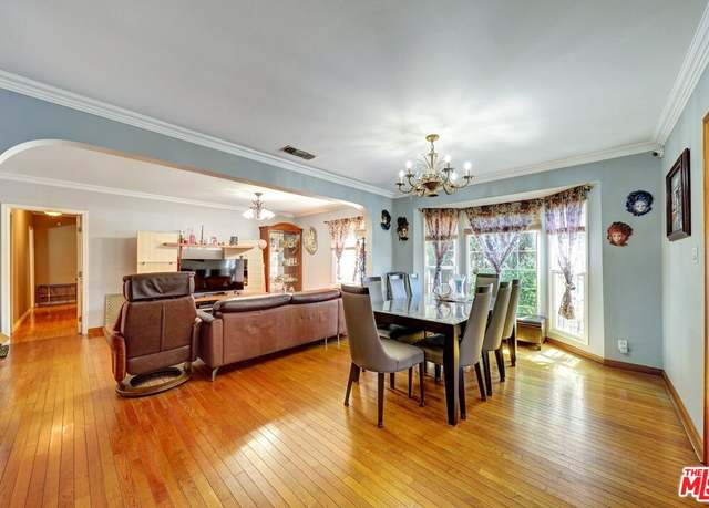 Property at 844 N Poinsettia Pl, Los Angeles, CA 90046, 4 beds, 4 baths