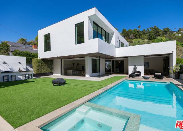 Property at 1619 San Ysidro Dr, Beverly Hills, CA 90210, 5 beds, 5.5 baths