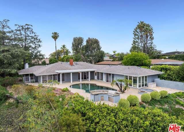 Property at 15901 High Knoll Rd, Encino, CA 91436, 4 beds, 3.5 baths
