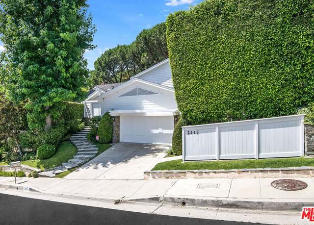 Property at 2445 Banyan Dr, Los Angeles, CA 90049, 4 beds, 5 baths