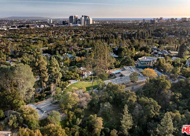 Property at 1005 N Alpine Dr, Beverly Hills, CA 90210, 4 beds, 6 baths