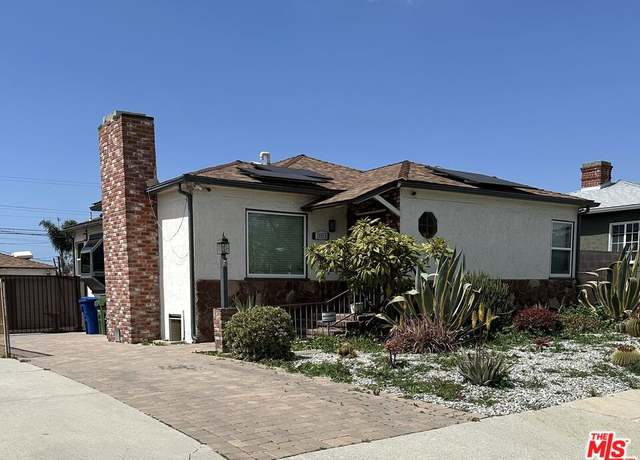 Property at 10515 S Manhattan Pl, Los Angeles, CA 90047, 2 beds, 1 bath