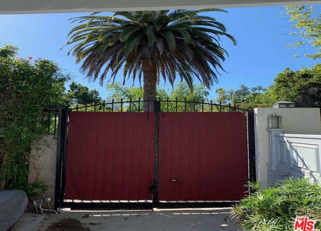 Property at 1215 Hilldale Ave, Los Angeles, CA 90069, 2 beds, 1 bath