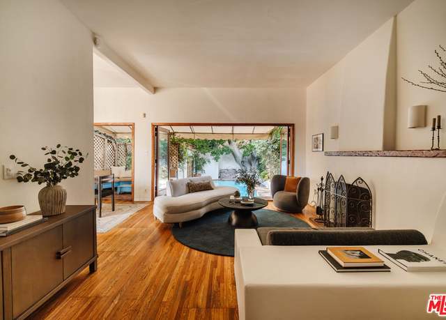 Property at 939 N Wetherly Dr, West Hollywood, CA 90069, 3 beds, 3 baths