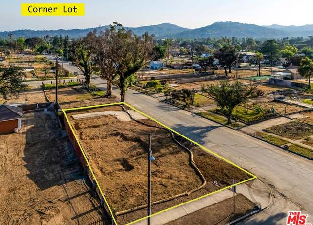 Property at 156 W Mariposa St, Altadena, CA 91001