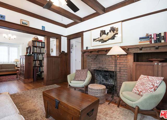 Property at 2402 4th St #4, Santa Monica, CA 90405, 1 bed, 1 bath