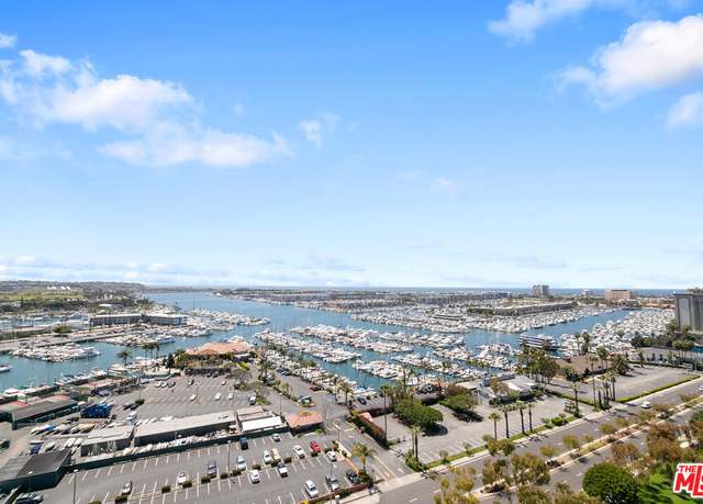 Property at 13700 Marina Pointe Dr #1701, Marina Del Rey, CA 90292, 2 beds, 2.5 baths