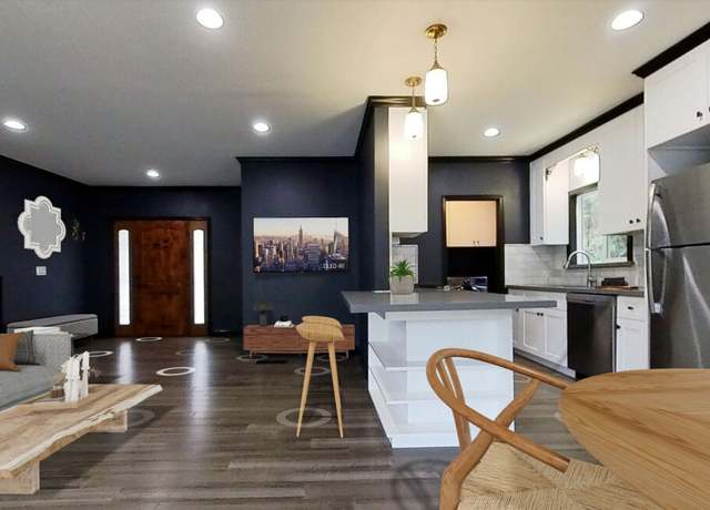 Property at 7083 Highcliff Trl, Tujunga, CA 91042, 3 beds, 2 baths