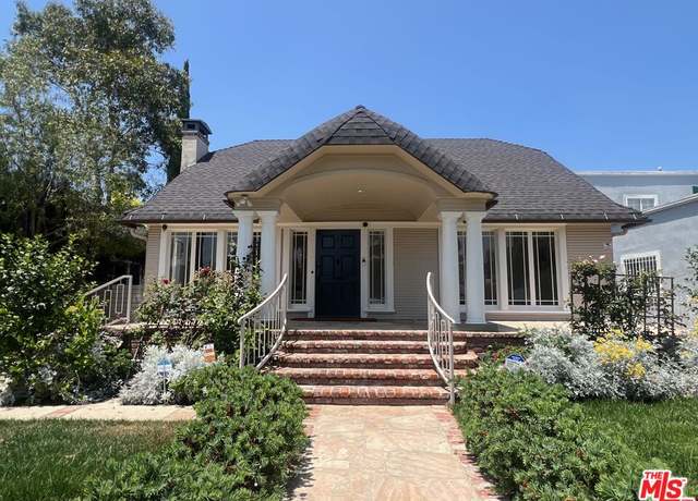 Property at 1107 S St Andrews Pl, Los Angeles, CA 90019, 4 beds, 4 baths