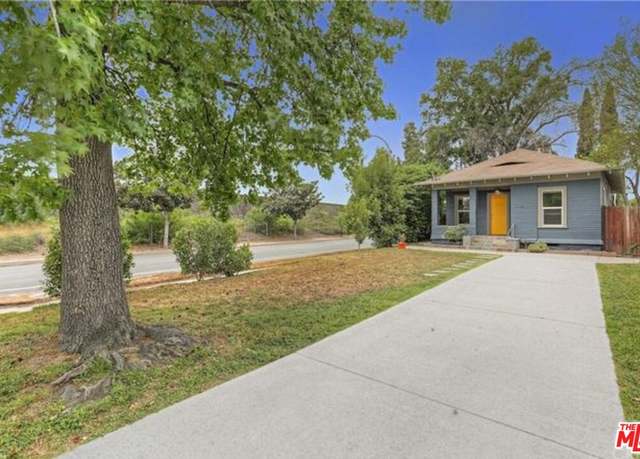 Property at 395 N Holliston Ave, Pasadena, CA 91106, 2 beds, 1 bath