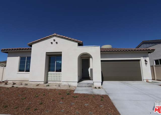 Property at 17857 Cirrus Dr, Santa Clarita, CA 91350, 2 beds, 2.5 baths