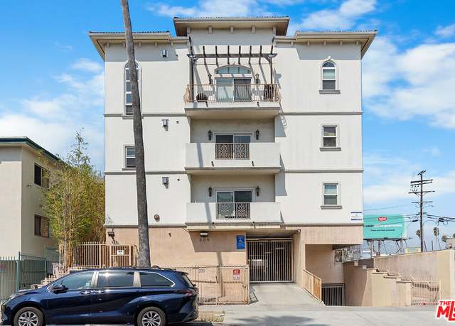 Property at 309 S Mariposa Ave #301, Los Angeles, CA 90020, 2 beds, 3 baths