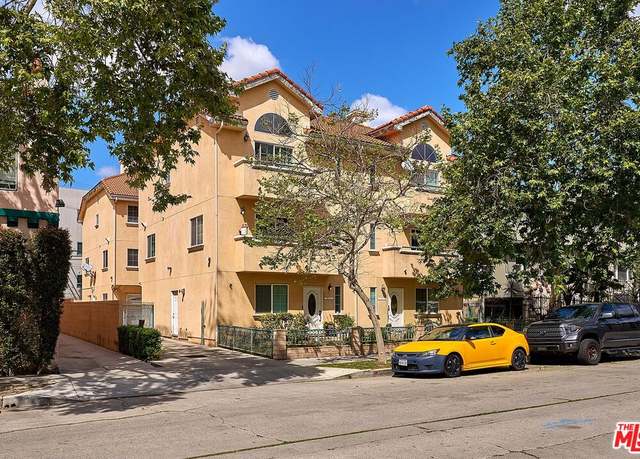 Property at 821 S Gramercy Pl #3, Los Angeles, CA 90005, 3 beds, 2.5 baths