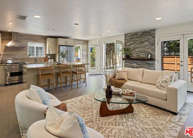 Property at 34 Anchorage St, Venice, CA 90292, 4 beds, 3.5 baths