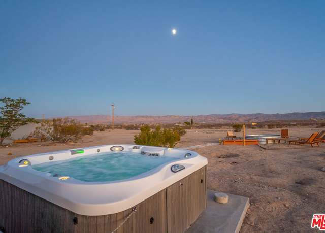 Property at 2724 Stonehill Ave, Joshua Tree, CA 92252, 2 beds, 2 baths
