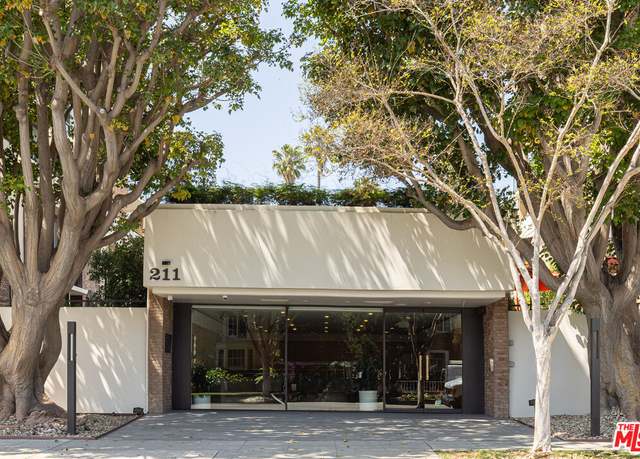 Property at 211 S Spalding Dr Unit 305N, Beverly Hills, CA 90212, 2 beds, 2.5 baths