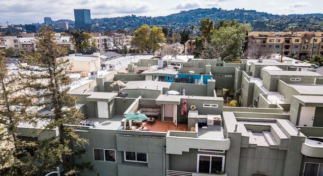Photo of 10926 Moorpark St #2, Toluca Lake, CA 91602