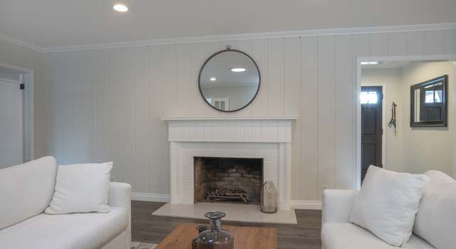 Photo of 13638 Bassett St, Van Nuys, CA 91405