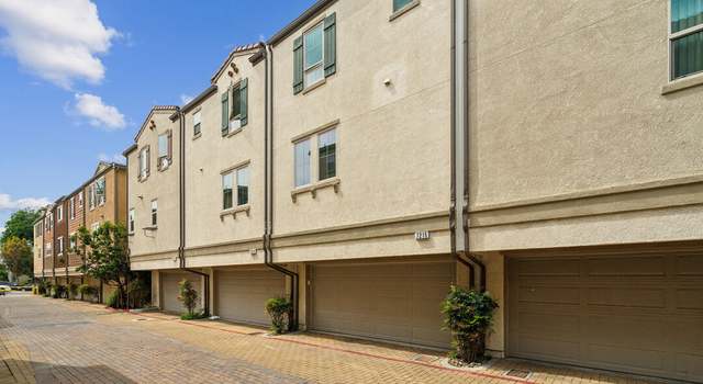 Photo of 7215 N Chestnut Ln, Van Nuys, CA 91405