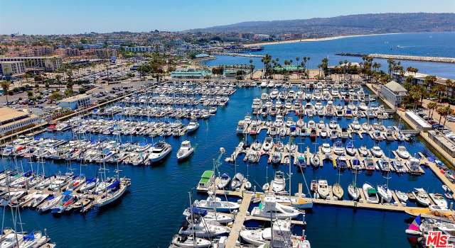Photo of 420 S Broadway Unit B, Redondo Beach, CA 90277