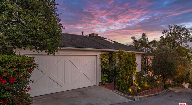 Photo of 1612 Gilcrest Dr, Beverly Hills, CA 90210