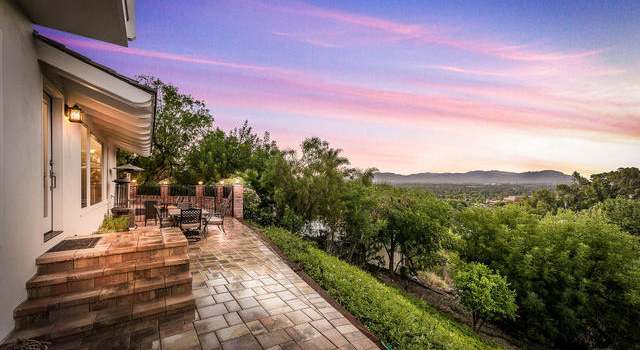 Photo of 17201 Oak View Dr, Encino, CA 91316
