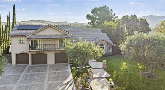 Photo of 25172 Karie Ln, Santa Clarita, CA 91350