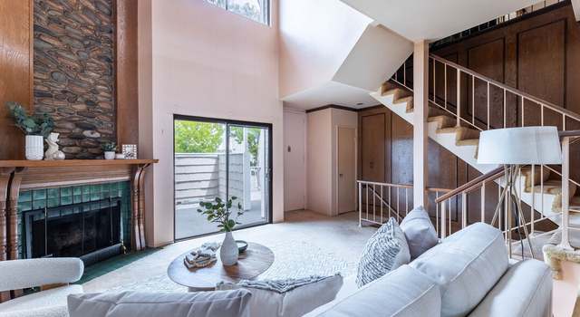Photo of 4658 Don Lorenzo Dr Unit C, Los Angeles, CA 90008