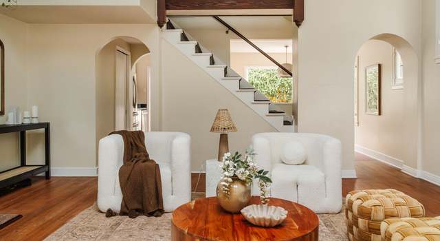 Photo of 6200 Banner Ave #2, Los Angeles, CA 90038