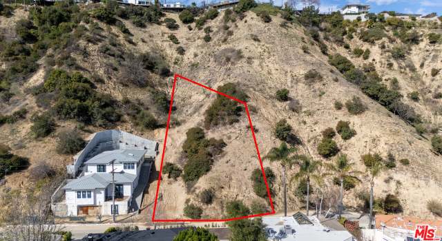 Photo of 3573 Camino De La Cumbre, Sherman Oaks, CA 91423