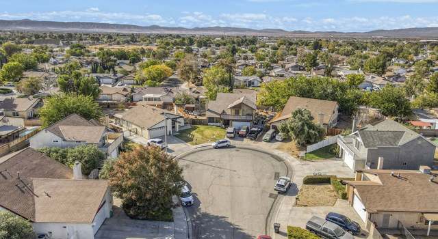 Photo of 806 E Kildare St, Lancaster, CA 93535