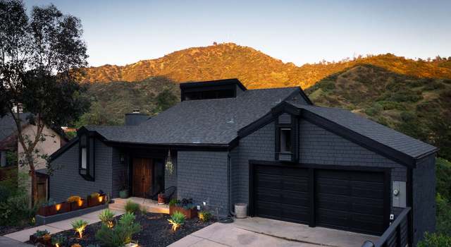 Photo of 2690 Kennington Dr, Glendale, CA 91206