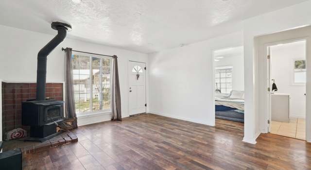 Photo of 17506 Elizabeth Lake Rd, Lake Hughes, CA 93532
