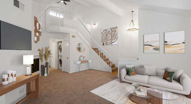 Photo of 26974 Flo Ln #302, Canyon Country, CA 91351
