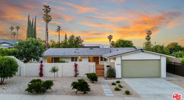 Photo of 20523 Tiara St, Woodland Hills, CA 91367