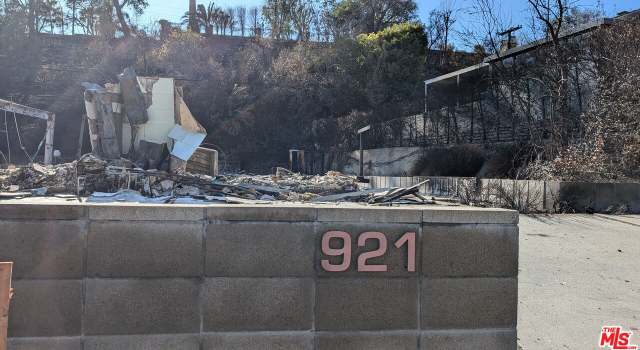 Photo of 921 Jacon Way, Pacific Palisades, CA 90272