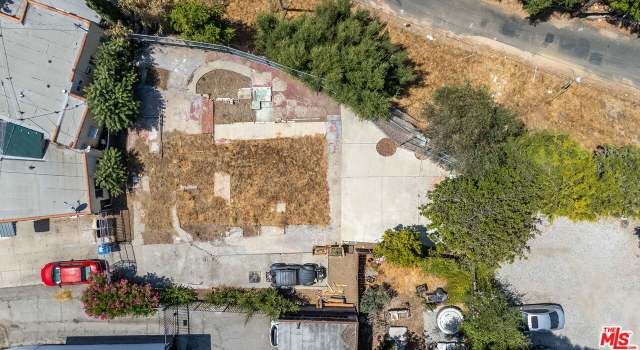 Photo of 133 S Avenue 64, Los Angeles, CA 90042