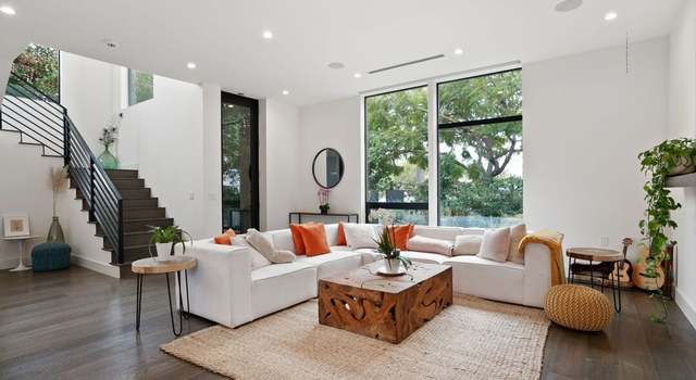 Photo of 2450 Glencoe Ave, Venice, CA 90291