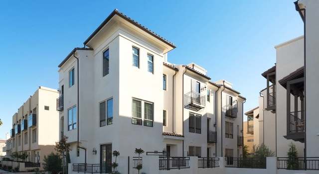 Photo of 10710 W Bloomfield St #6, Los Angeles, CA 91602
