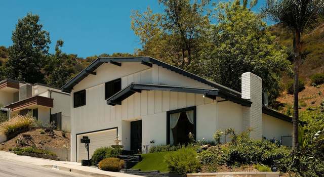 Photo of 17149 Clemons Dr, Encino, CA 91436