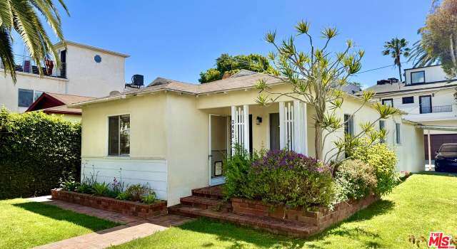 Photo of 2403 Ocean Ave, Venice, CA 90291