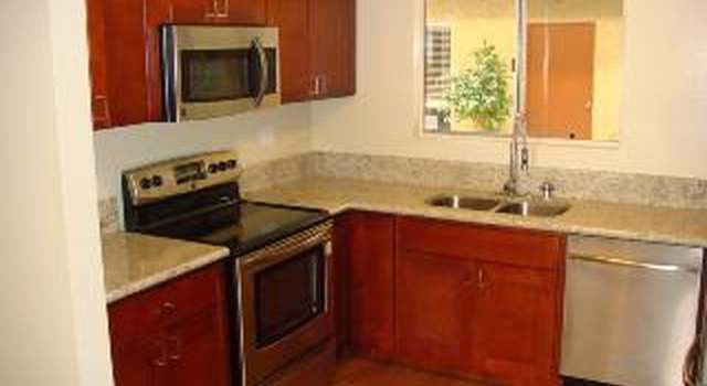 Photo of 837 N West Knoll Dr #114, West Hollywood, CA 90069