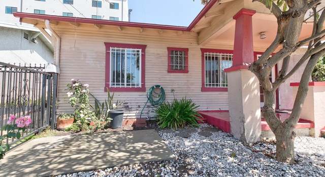 Photo of 2995 San Marino St, Los Angeles, CA 90006